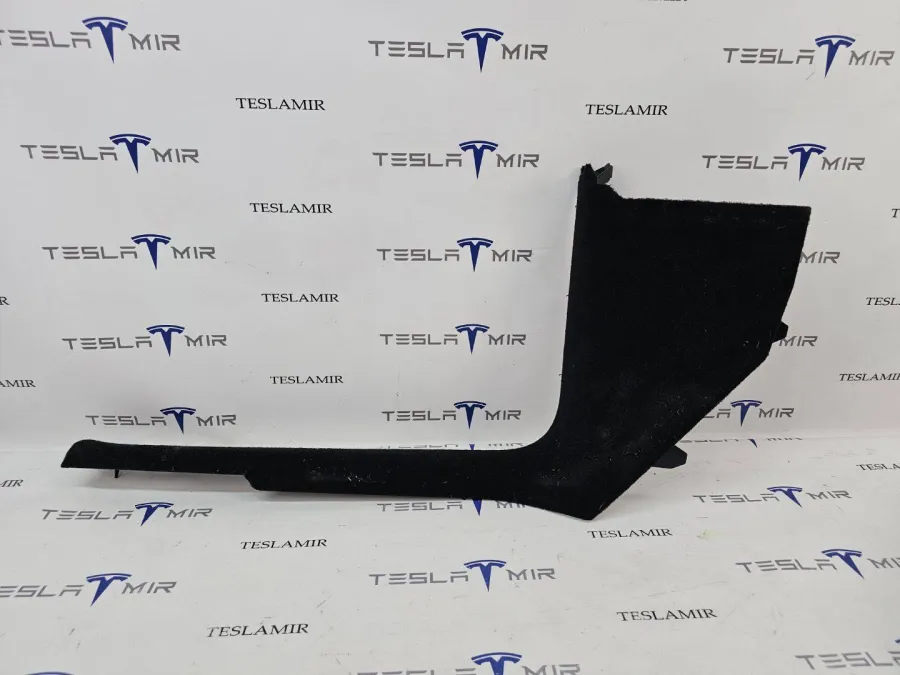 Накладка декоративная стойки А внутренняя левая нижняя Tesla Model Y 2022 — фото 1