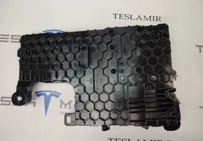 Блок управления BCM (бортовой сети) (Body Control Module) Боди левый Tesla Model 3 2021 — фото 3