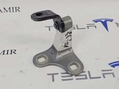 Петля двери передней левой Tesla Model Y 2025