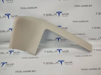 Накладка центральной панели правая нижняя Tesla Model S 2018