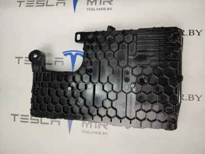 Блок управления BCM (бортовой сети) (Body Control Module) Боди правый Tesla Model 3 2021 — фото 3
