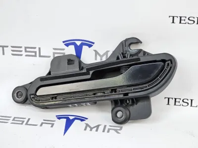 Ручка наружная двери левой Tesla Model 3 2023