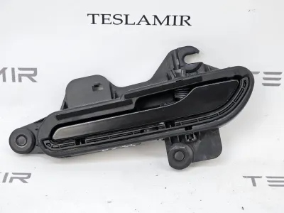Ручка наружная двери левой Tesla Model 3 2023