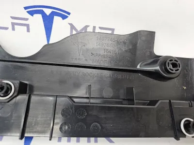 Накладка на порог правая Tesla Model Y 2021 — фото 2