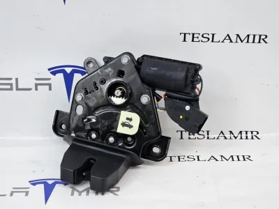 Замок багажника Tesla Model Y 2024