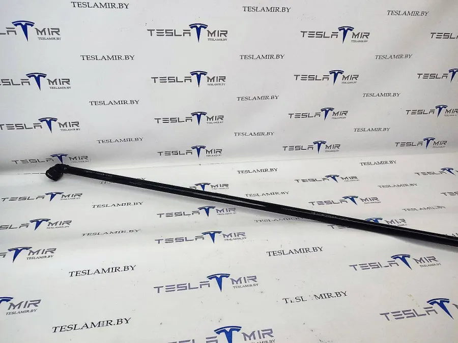 Патрубок системы охлаждения пластиковый Tesla Model Y 2024 — фото 1