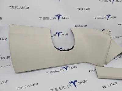 Накладка центральной панели нижняя Tesla Model S 2018 — фото 3