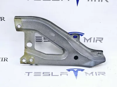 Кронштейн крыла левый Tesla Model Y 2021 — фото 2