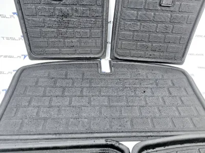 Комплект ковриков салона Tesla Model Y 2022 — фото 6