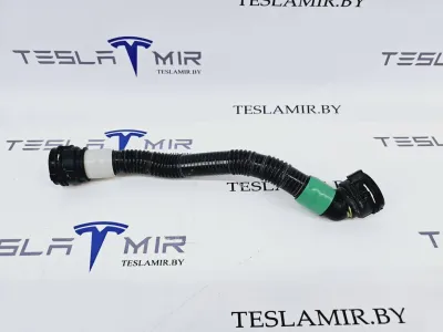 Патрубок системы охлаждения пластиковый Tesla Model S 2022