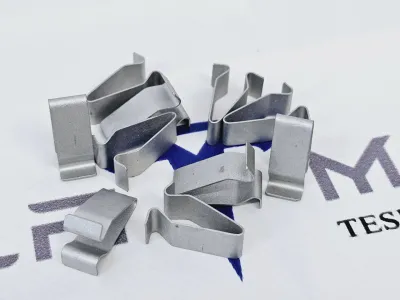 Клипса крепления накладок декоративных Tesla Model Y 2021
