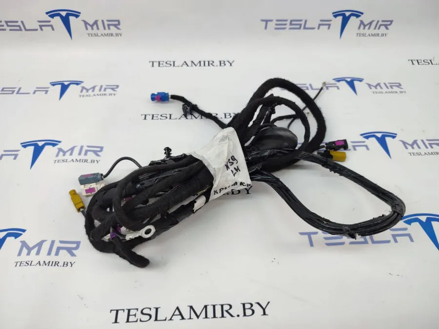 Проводка крышки багажника Tesla Model S 2017 — фото 1