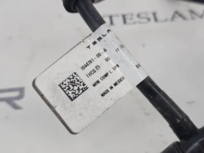 Электропроводка суппорта (ручника) левая Tesla Model 3 2023 — фото 2