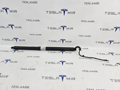 Амортизатор электрический крышки багажника левый Tesla Model Y 2025