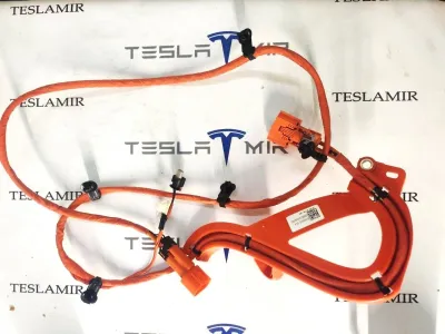 Высоковольтный кабель Tesla Model Y 2025