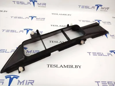 Воздухозаборник Tesla Model 3 2023