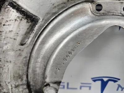 Кожух защитный тормозного диска передний Tesla Model 3 2022 — фото 3