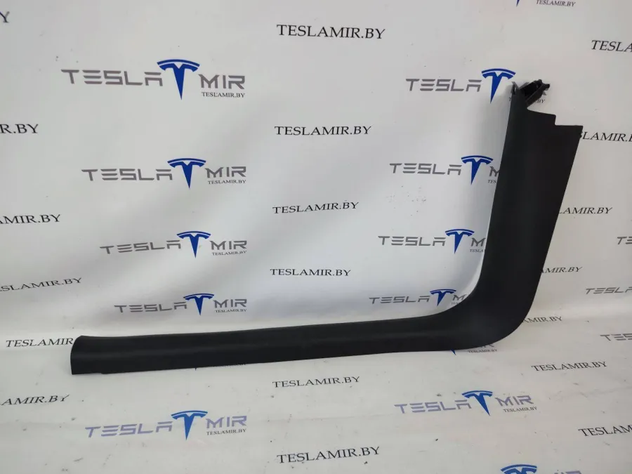 Накладка декоративная стойки А внутренняя левая нижняя Tesla Model Y 2021 — фото 1