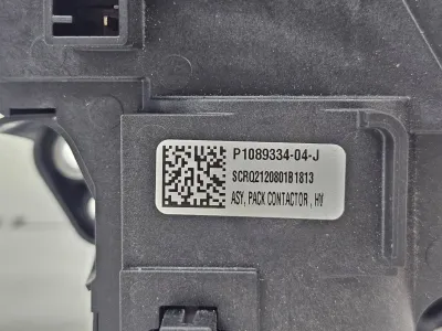 Контактор высоковольтной батареи Tesla Model Y 2022 — фото 2