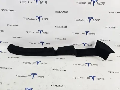 Обшивка отсека багажника правая Tesla Model Y 2025