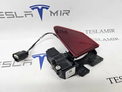 Люк порта зарядки с электроприводом в сборе Tesla Model X 2018