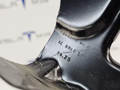 Кронштейн нижнего усилителя переднего бампера Tesla Model Y 2025 — фото 2