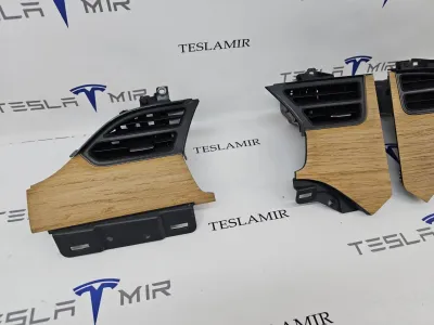 Декоративная накладка центральной консоли Tesla Model S 2018 — фото 5