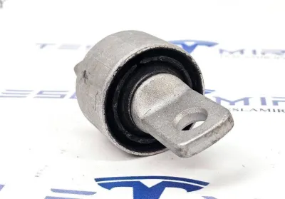Сайлентблок переднего нижнего рычага (бабочка) Tesla Model 3 2020
