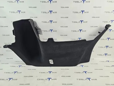 Обшивка отсека багажника правая Tesla Model Y 2025