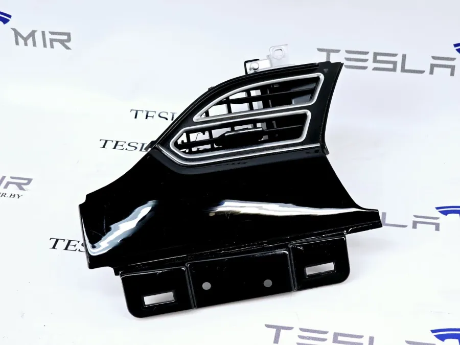 Декоративная накладка центральной консоли Tesla Model S 2017 — фото 1