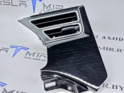 Декоративная накладка центральной консоли Tesla Model S 2017 — фото 2