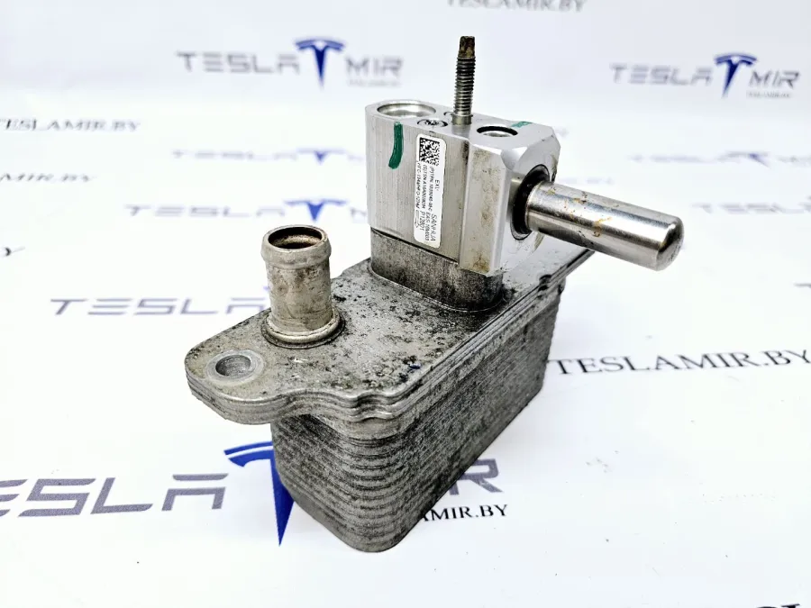 Теплообменник/чиллер (CHILLER) Tesla Model S 2017 — фото 1