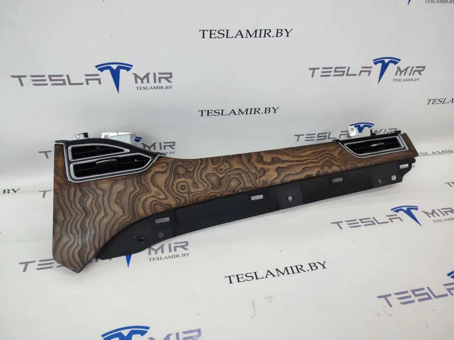 Декоративная накладка центральной консоли Tesla Model S 2017 — фото 1