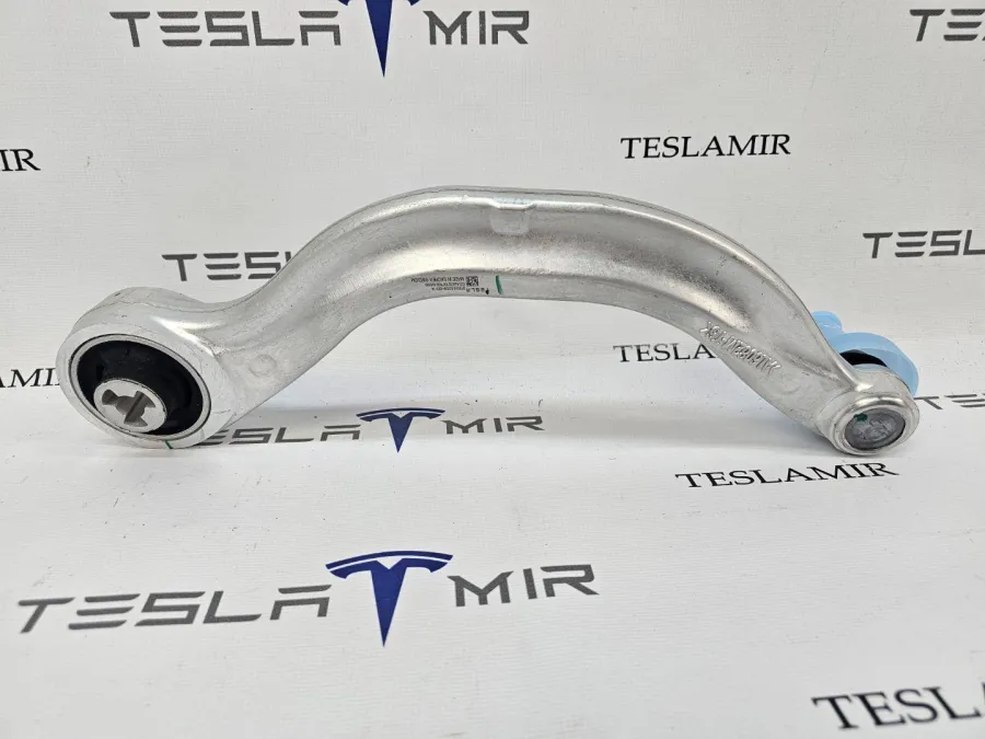 Рычаг передний продольный нижний (банан) правый Tesla Model Y 2021 — фото 1
