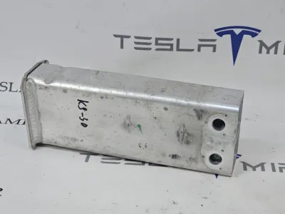 Кронштейн нижнего усилителя переднего бампера Tesla Model Y 2024 — фото 2