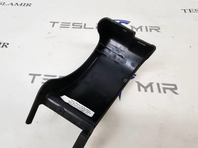 Заглушка Tesla Model X 2018 — фото 2