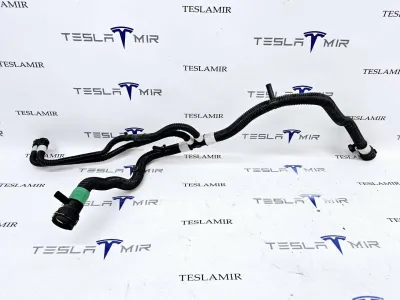 Шланг системы охлаждения теплообменник (Chiller)-батарея Tesla Model Y 2022