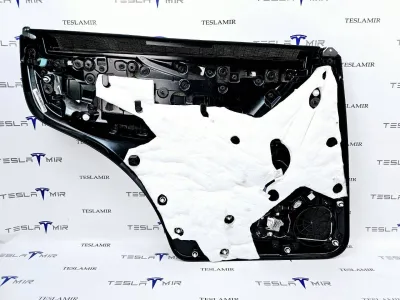 Обшивка двери задней правой Tesla Model X 2018 — фото 11