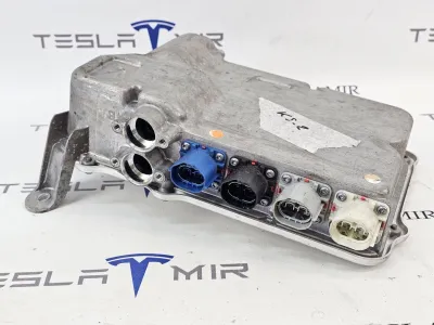 Джаншен бокс Tesla Model S 2018
