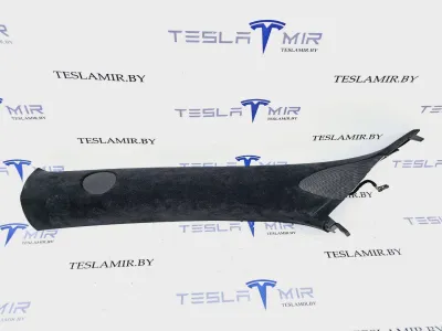 Накладка декоративная стойки А внутренняя левая верхняя Tesla Model S 2022