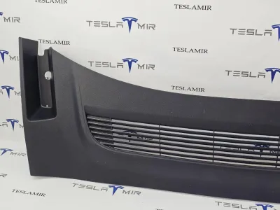 Дождевик Tesla Model Y 2025 — фото 2