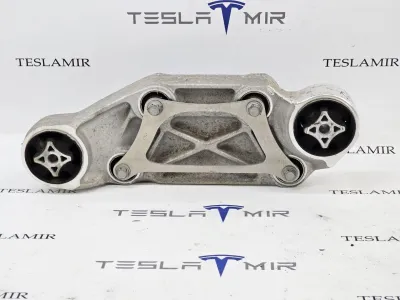 Кронштейн двигателя передний Tesla Model S 2018