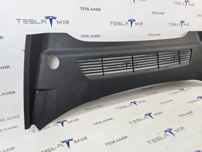 Дождевик Tesla Model Y 2024 — фото 2