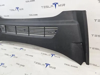Дождевик Tesla Model Y 2024 — фото 3