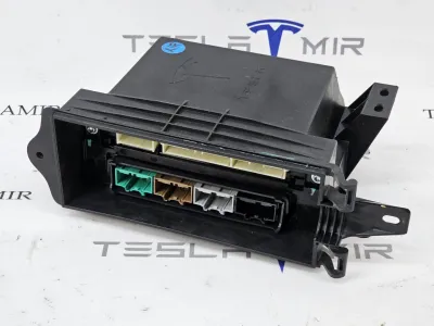 Блок управления Tesla Model X 2018