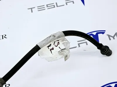 Шланг тормозной заднего Tesla Model 3 2019 — фото 2