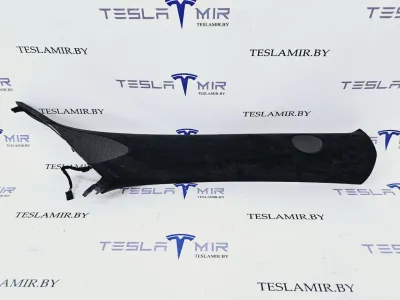 Накладка декоративная стойки А внутренняя правая верхняя Tesla Model S 2022