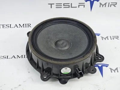Динамик двери передней Tesla Model Y 2025