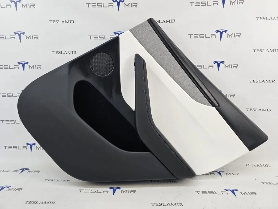 Обшивка двери задней правой Tesla Model Y 2025 — фото 1