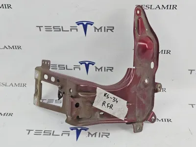 Кронштейн крыла правый Tesla Model S 2022